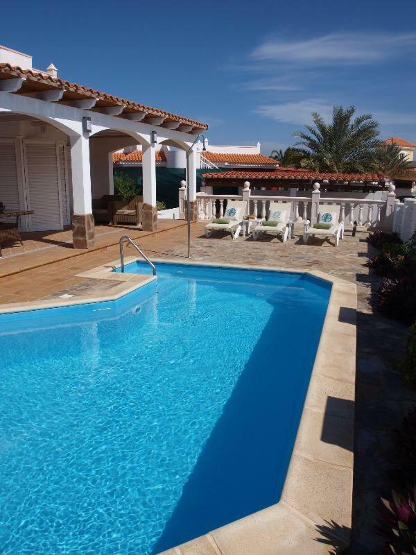 Villa Valerie Costa De Antigua Exteriér fotografie